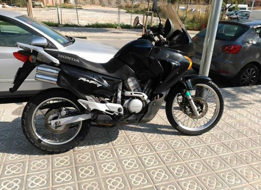 Honda CBF 250 en venta en Barcelona